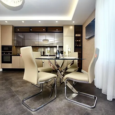 Appartement Pearl Of Arcadia On Kamanina Odessa