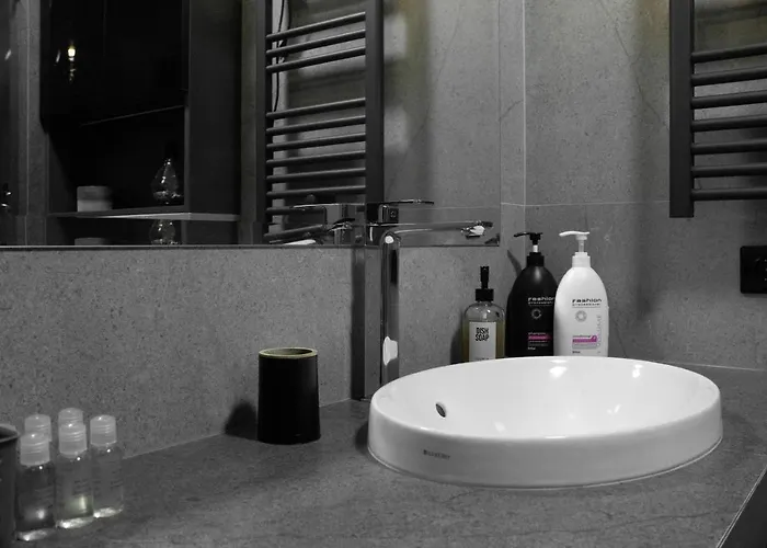 Pearl Of Arcadia On Kamanina *