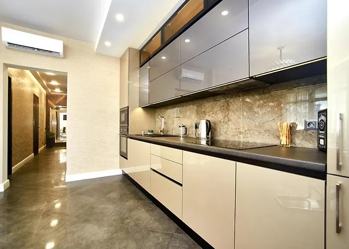 Pearl Of Arcadia On Kamanina Apartment Odessa