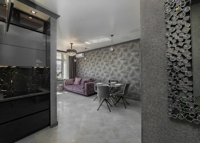 Pearl Of Arcadia On Kamanina